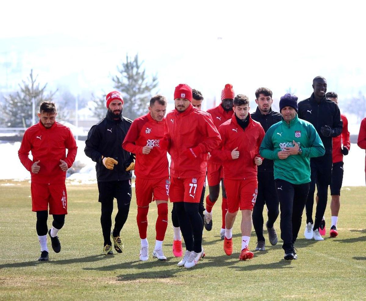 Sivasspor\'da Göztepe maçı öncesi 3 eksik!