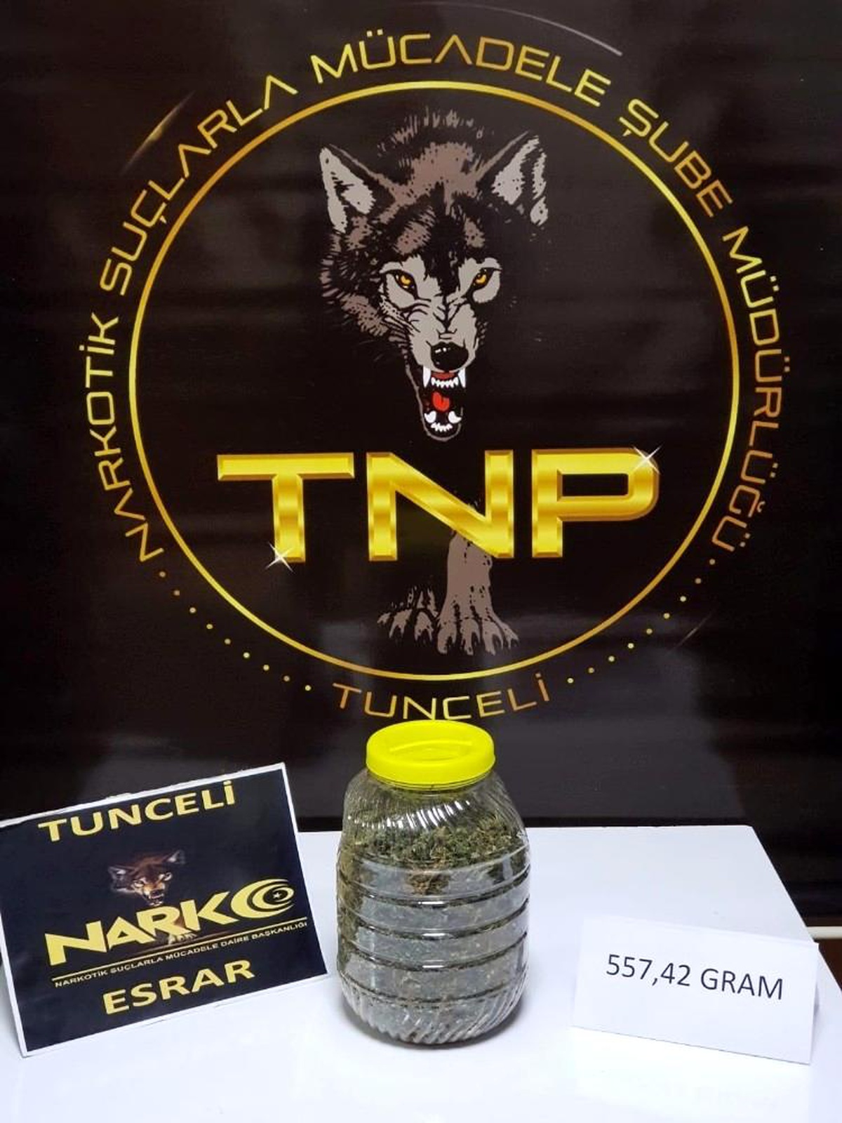Tunceli\'de 1 şüpheli, bidonla esrar taşırken yakalandı