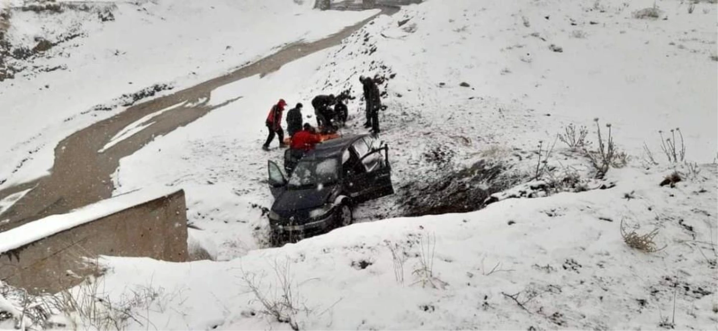 Son dakika haberleri! Van\'da trafik kazası: 4 yaralı