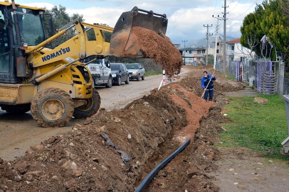 Yatağan Madenler\'de içme suyu hatları yenileniyor