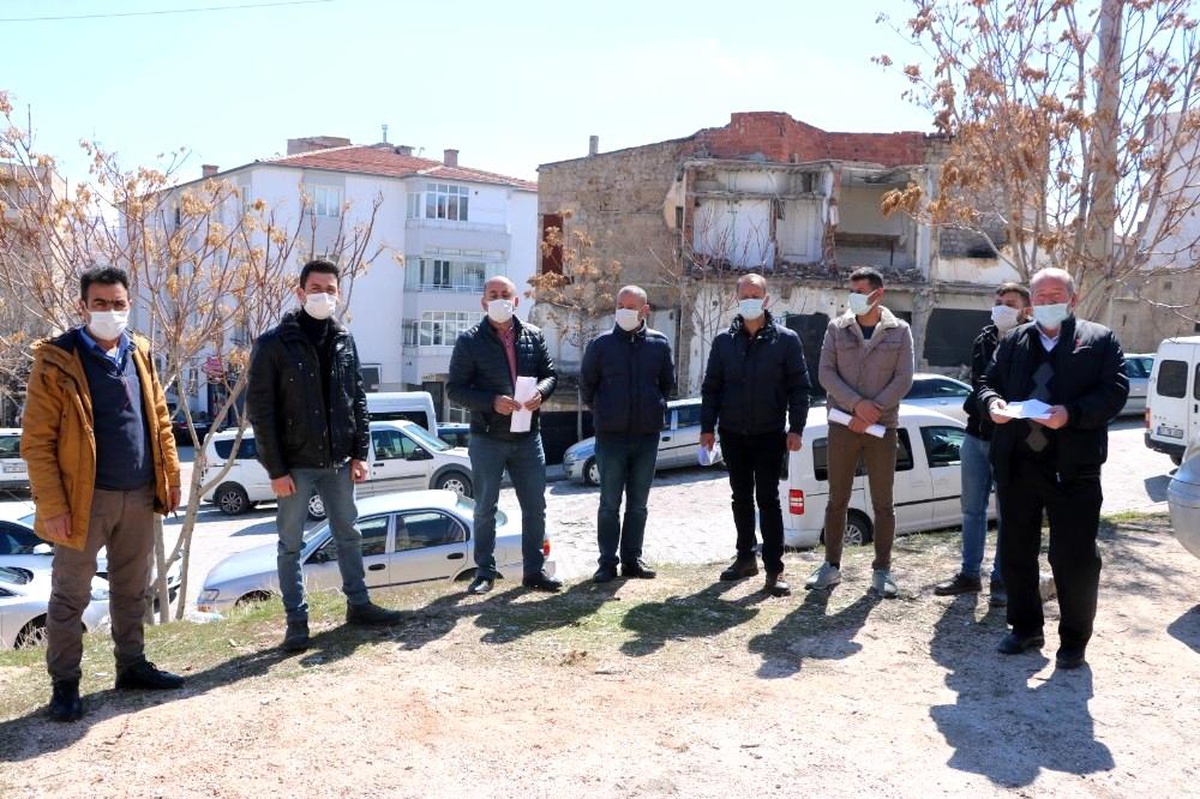 8 kişi sattıkları otomobillerin parasını alamadı