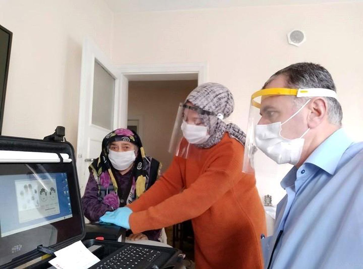 Adreste nüfus hizmeti devam ediyor