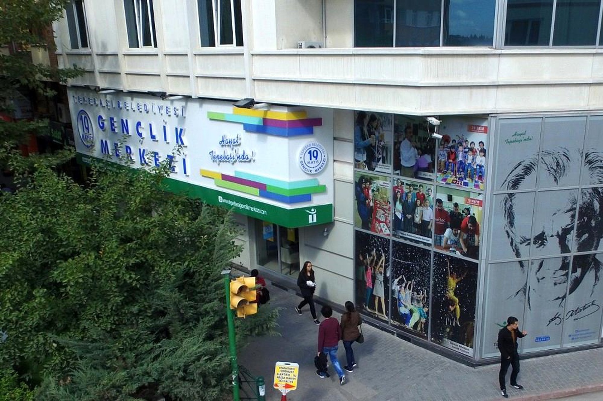 Gençlik merkezleri gönüllü eğitmenlerini arıyor