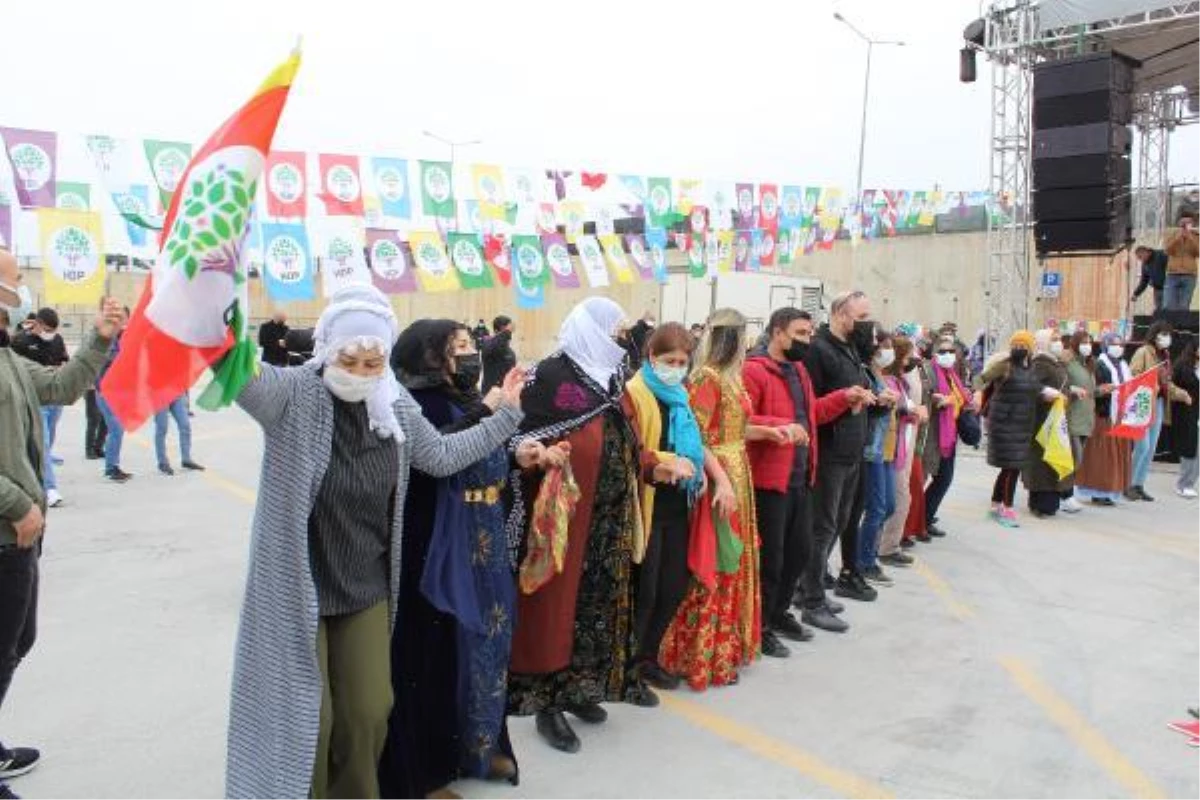 HDP\'den sosyal mesafesiz Nevruz kutlaması