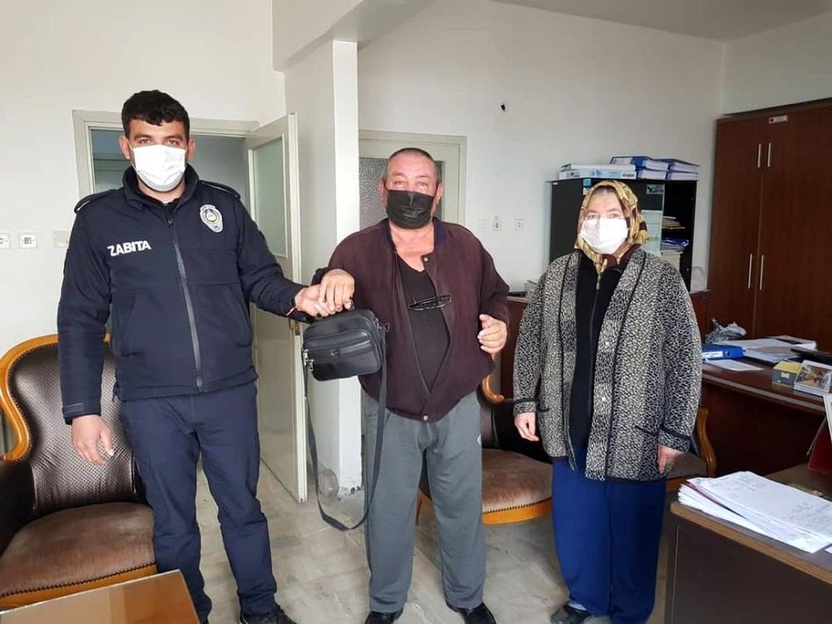 Kırklareli\'nde çiftin yolda buldukları para dolu çanta sahibine teslim edildi