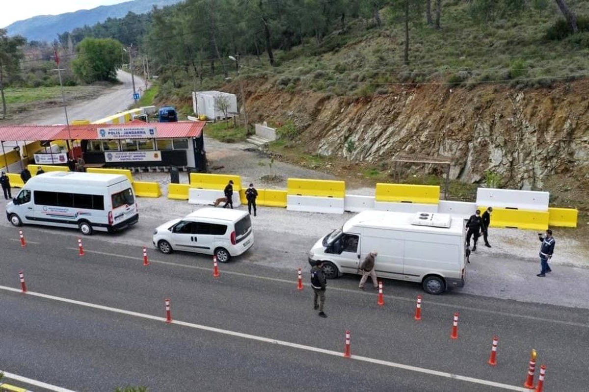Köyceğiz\'de Drone destekli \'güven huzur uygulaması\' yapıldı