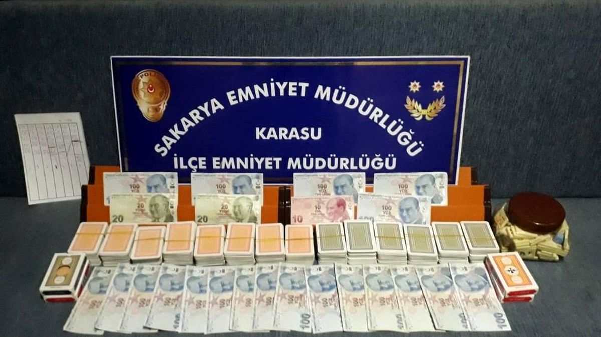 Son dakika haber | Kumar oynarken suçüstü yakalanan 16 kişiye 50 bin TL ceza