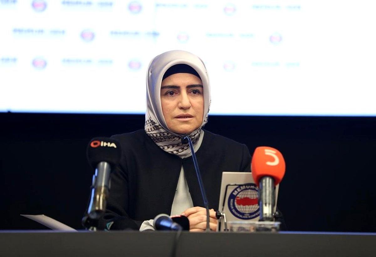 Memur-Sen Kadınlar Komisyonu Başkanı Sıdıka Aydın: "Sözleşmenin feshi aileye verilen değerin göstergesidir"