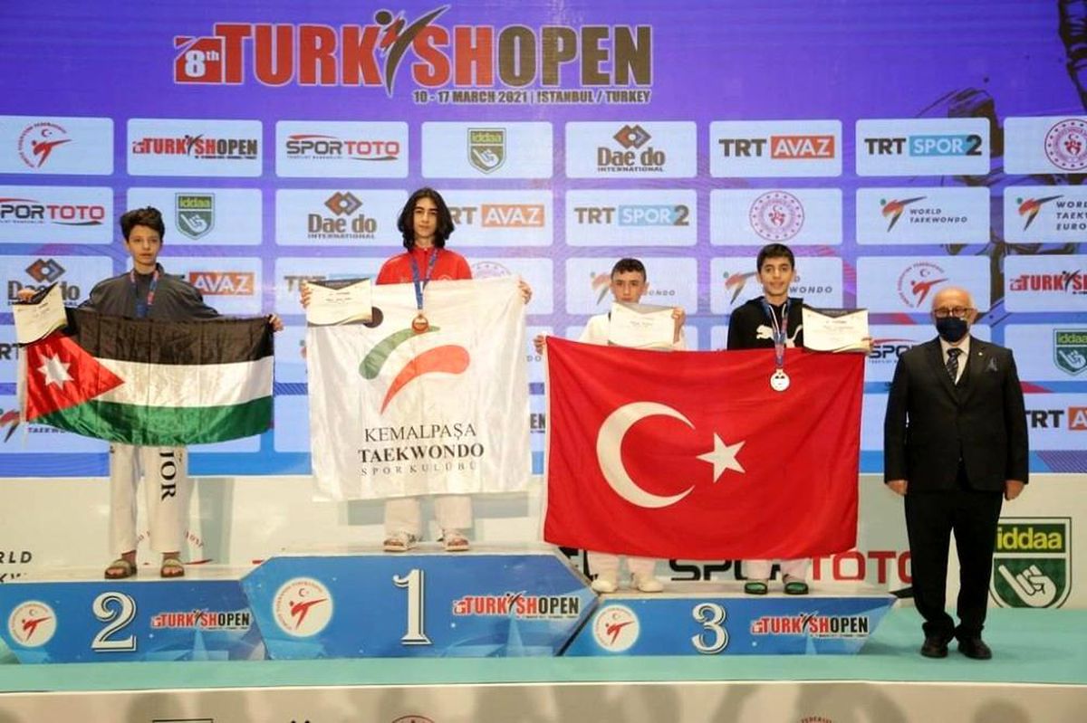 Turkısh Open Taekwondo Turnuvasına damga vurdu
