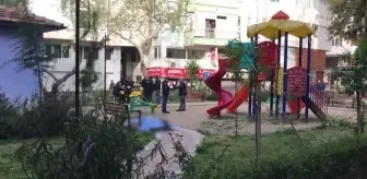 Bir kişi parkta ölü bulundu