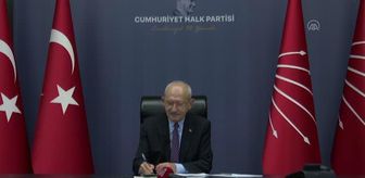CHP Genel Başkanı Kılıçdaroğlu, down sendromlular ve aileleriyle görüştü