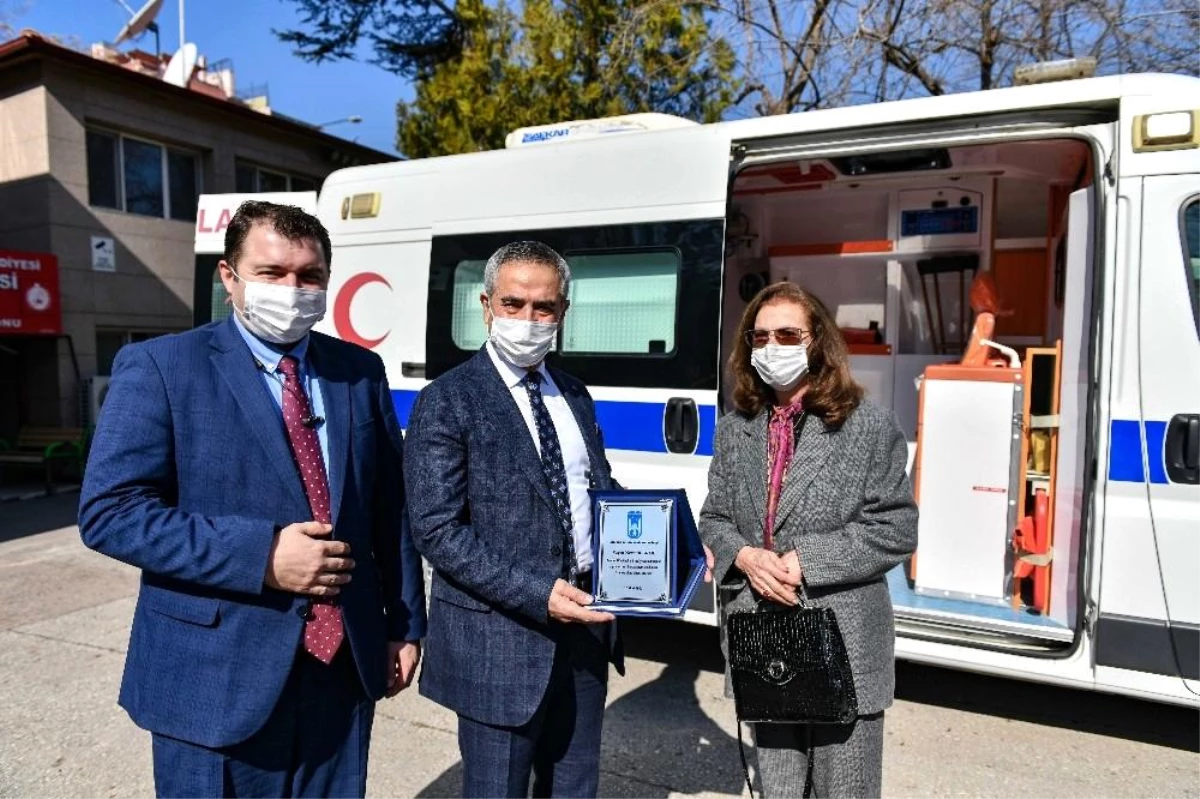 Emekli öğretmenden Ankara Büyükşehir Belediyesine anlamlı bağış