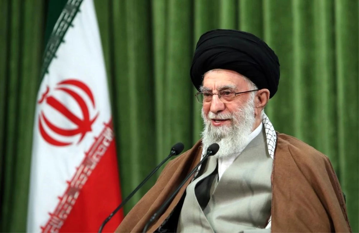 İran Dini Lideri Hamaney\'den Trump\'a: "Bir önceki ahmak"