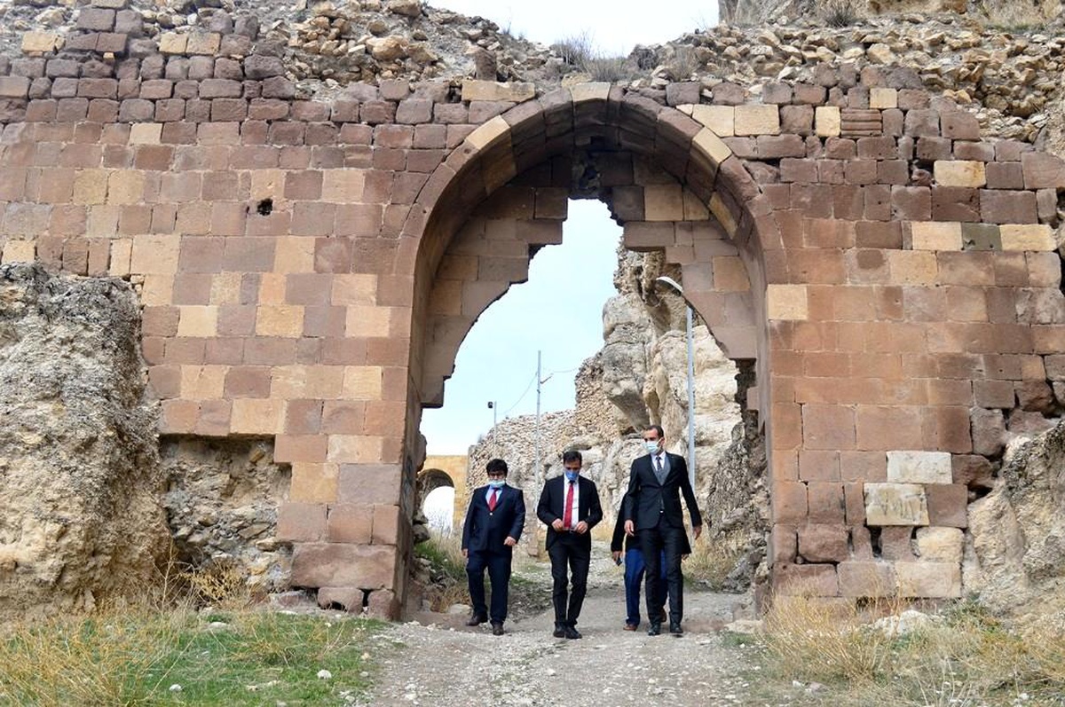 Erzincan\'daki Kemah Tanasur Vadisi turizme kazandırılacak