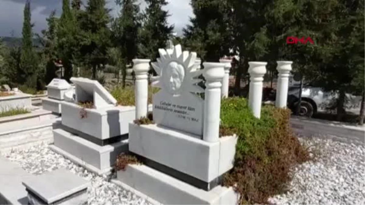 MUĞLA Datça\'nın \'hoşgörü mezarlığı\'nda farklı dinlerden insanlar yan yana yatıyor