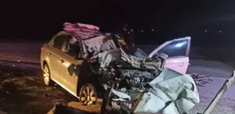 Otomobil, kamyona arkadan çarptı; sürücü yaralı