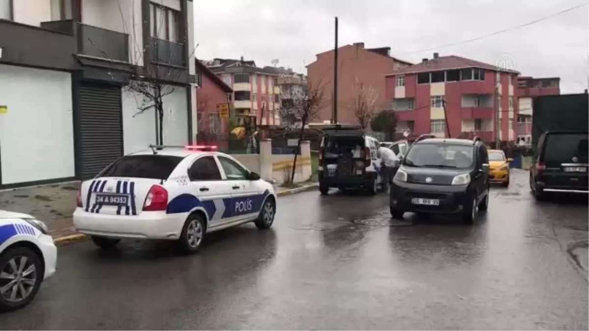 Pendik\'te bir kişi bıçaklanarak öldürüldü