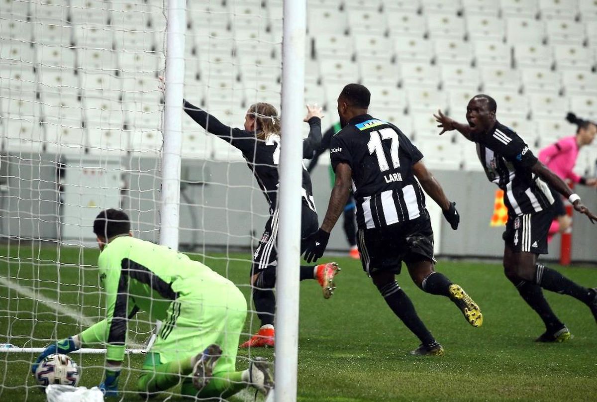 Süper Lig: Beşiktaş: 1 - Fenerbahçe: 1 (Maç sonucu)