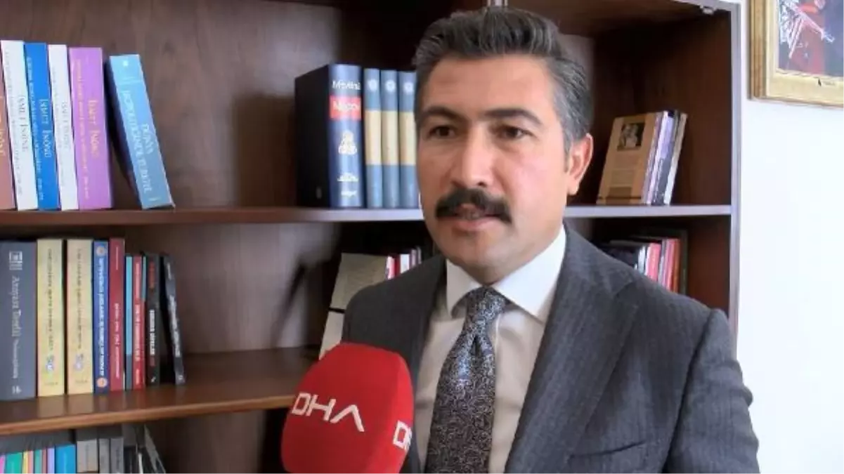 AK Parti\'li Özkan: Eski vekilin parlamentoyu eylem yerine dönüştürmesi kabul edilemez