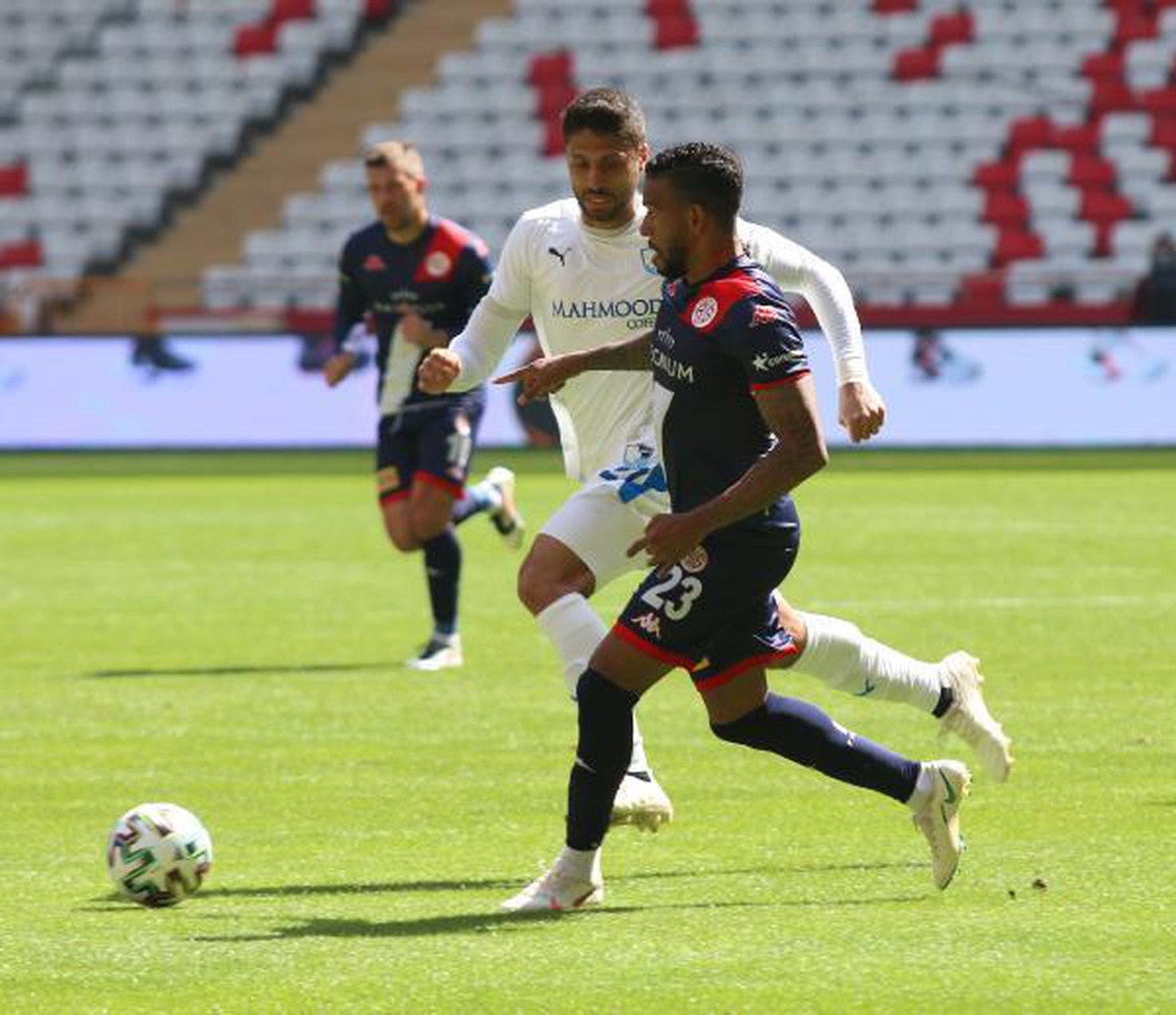 Antalyaspor, 14 hafta sonra birden fazla golle galip geldi