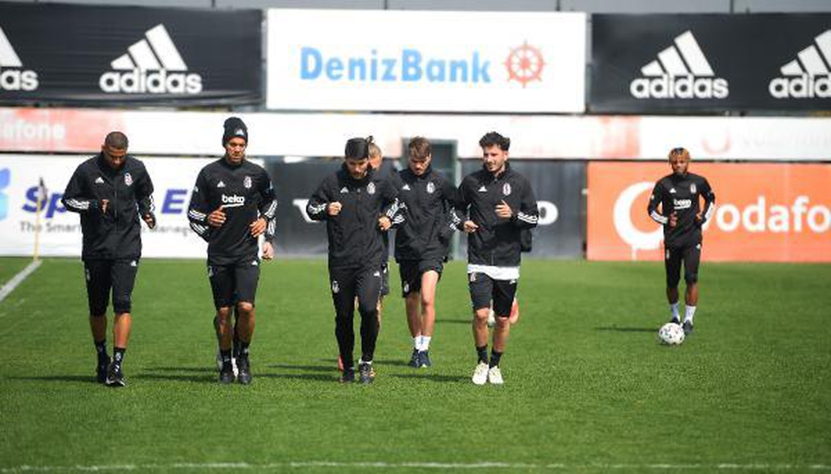 Beşiktaş, Kasımpaşa maçı hazırlıklarına milli oyuncularından yoksun başladı