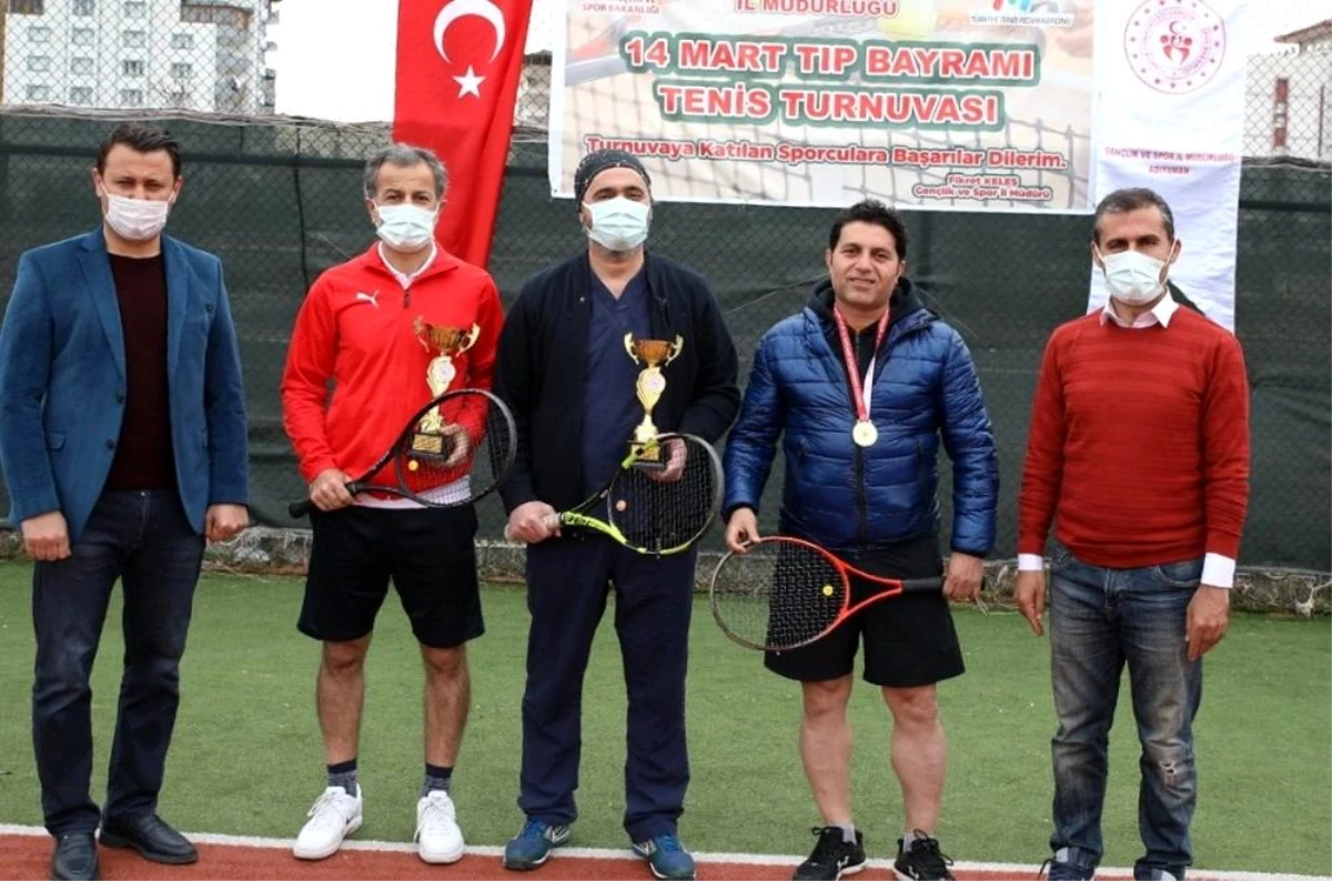 Doktor ve kadınlara özel tenis turnuvası yapıldı