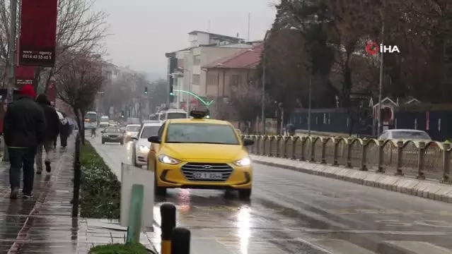 Edirne'de yağmur etkili oluyor