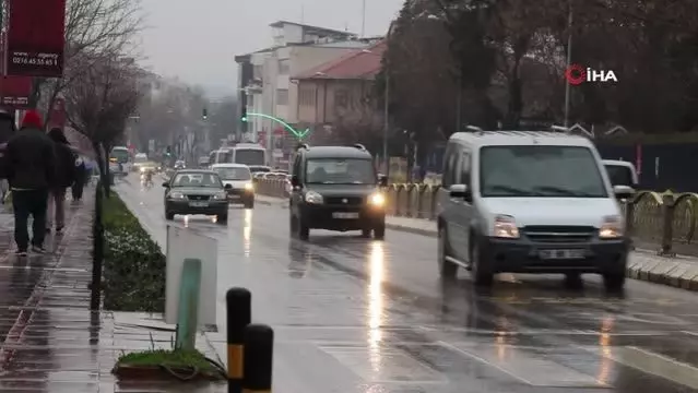 Edirne'de yağmur etkili oluyor