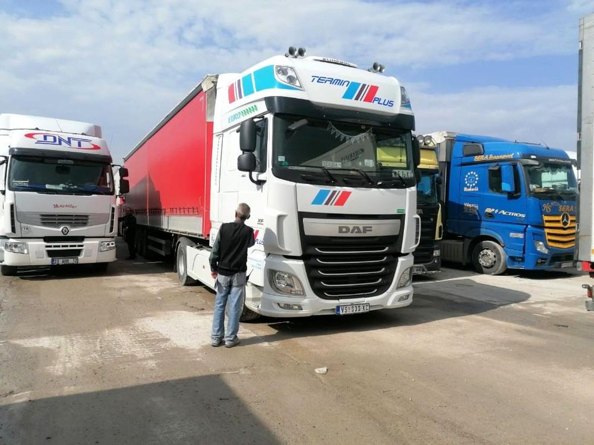 Ekmek teknesinde cansız bedenini meslektaşları buldu