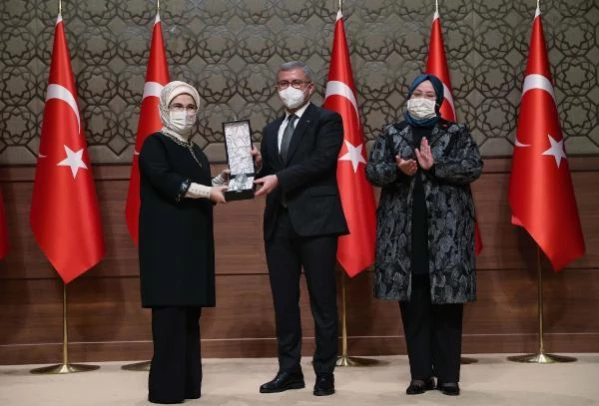 Emine Erdoğan: 'Engelli' kelimesini, eksiklikler olarak düşünmeyelim lütfen