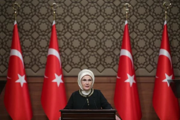 Emine Erdoğan: 'Engelli' kelimesini, eksiklikler olarak düşünmeyelim lütfen