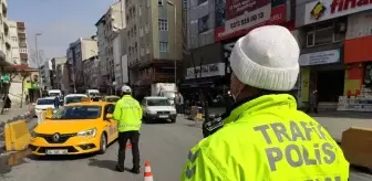 Son dakika haber | Esenler'de toplu taşıma araçlarına korona virüs denetimi