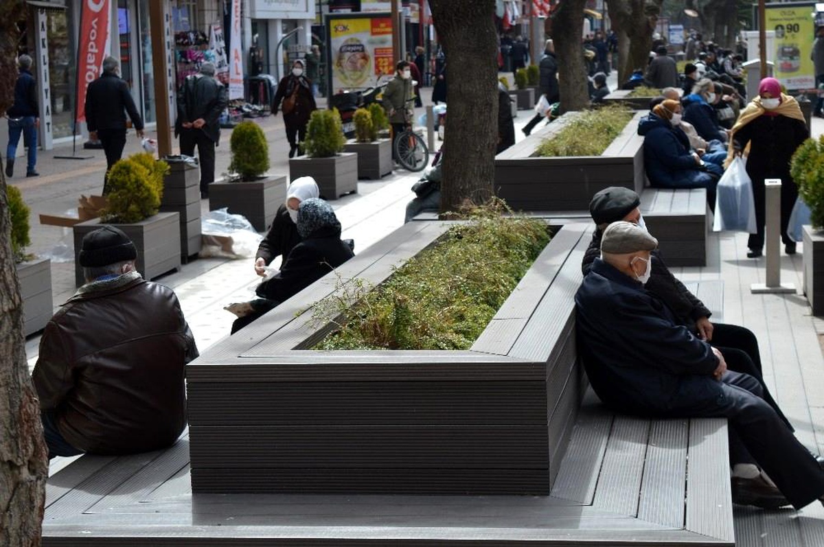 Eskişehir\'de 65 yaş ve üzeri vatandaşlar için yeni kısıtlamalar