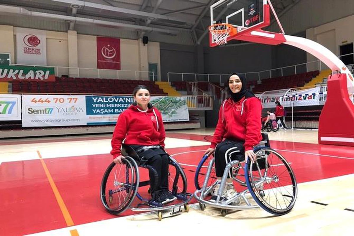 Hakkarili Aycan Taş, Tekerlekli Sandalye A Milli Kadın Basketbol Takımı kampına davet edildi