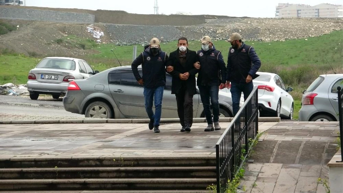 Son dakika haberi! Hatay\'da teröristlere evini açan CHP Kırıkhan ilçesi örgütüne kayıtlı olduğu ortaya çıkan Mehmet K. adlı zanlı adliyeye sevk edildi