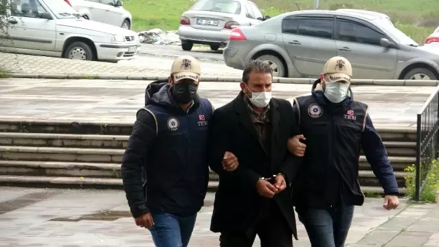 Son dakika haberi! Hatay'da teröristlere evini açan CHP Kırıkhan ilçesi örgütüne kayıtlı olduğu ortaya çıkan Mehmet K. adlı zanlı adliyeye sevk edildi