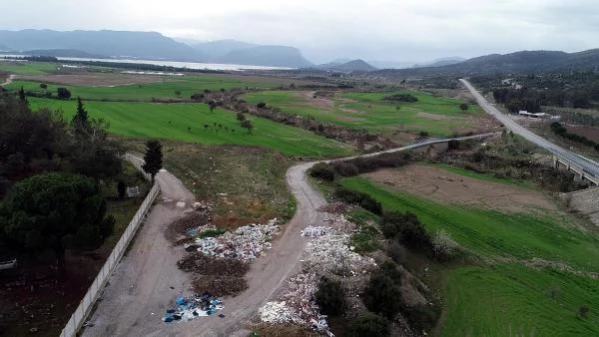 İZMİR Kaçak dökülen moloz ve hafriyatlar, Tahtalı Barajı'nı kirletiyor iddiası