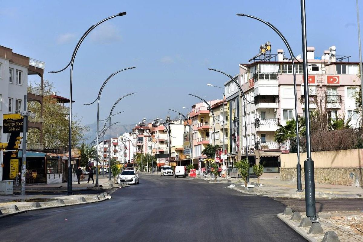 Kafeler Caddesi açılışa hazırlanıyor