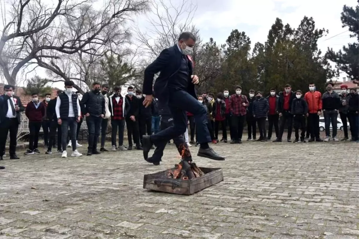 Tomarza\'da Nevruz coşkuyla kutlandı