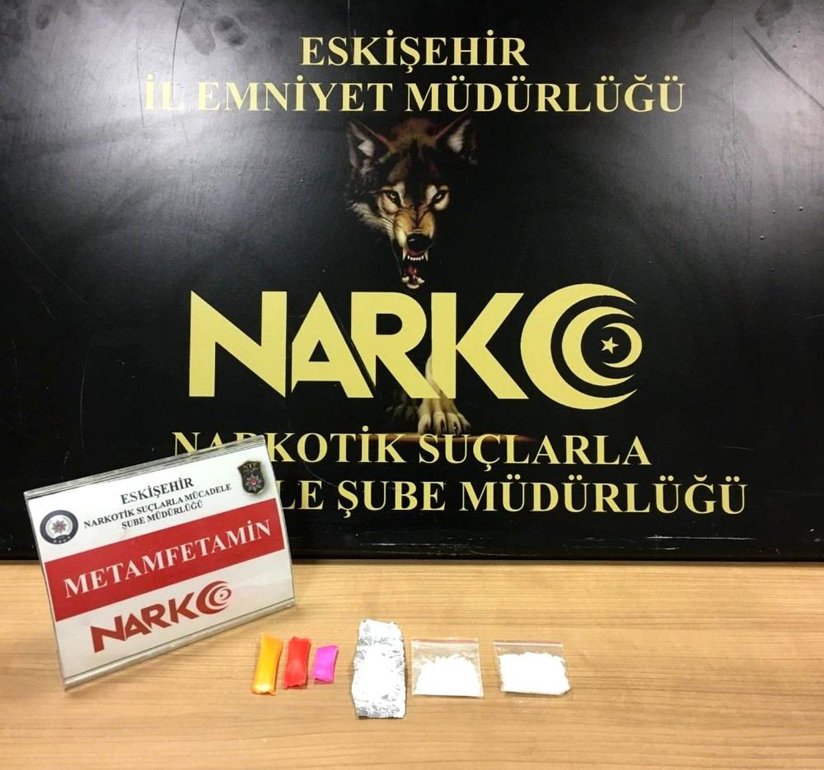 Son dakika haberleri! Uyuşturucu operasyonunda yakalanan 3 kişiden 1\'i tutuklandı