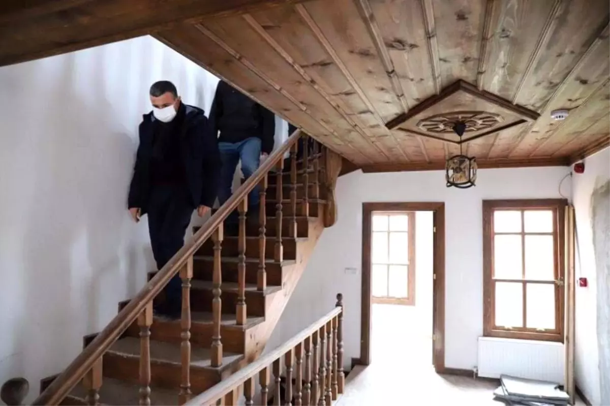 Vali Atay, Vilayetler Birliği Konağını inceledi