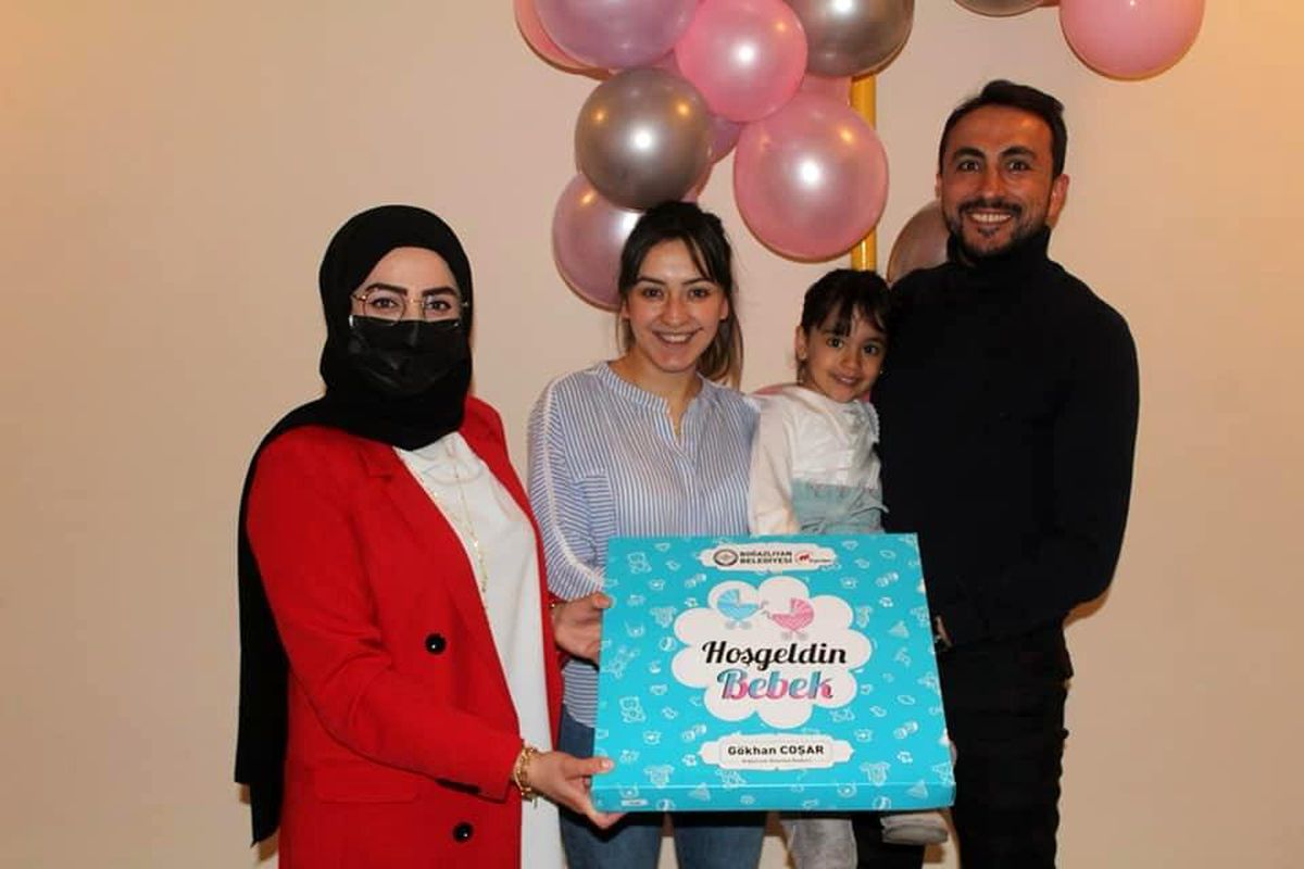 Boğazlıyan Belediyesinden \'Hoş geldin Bebek\' hediyesi