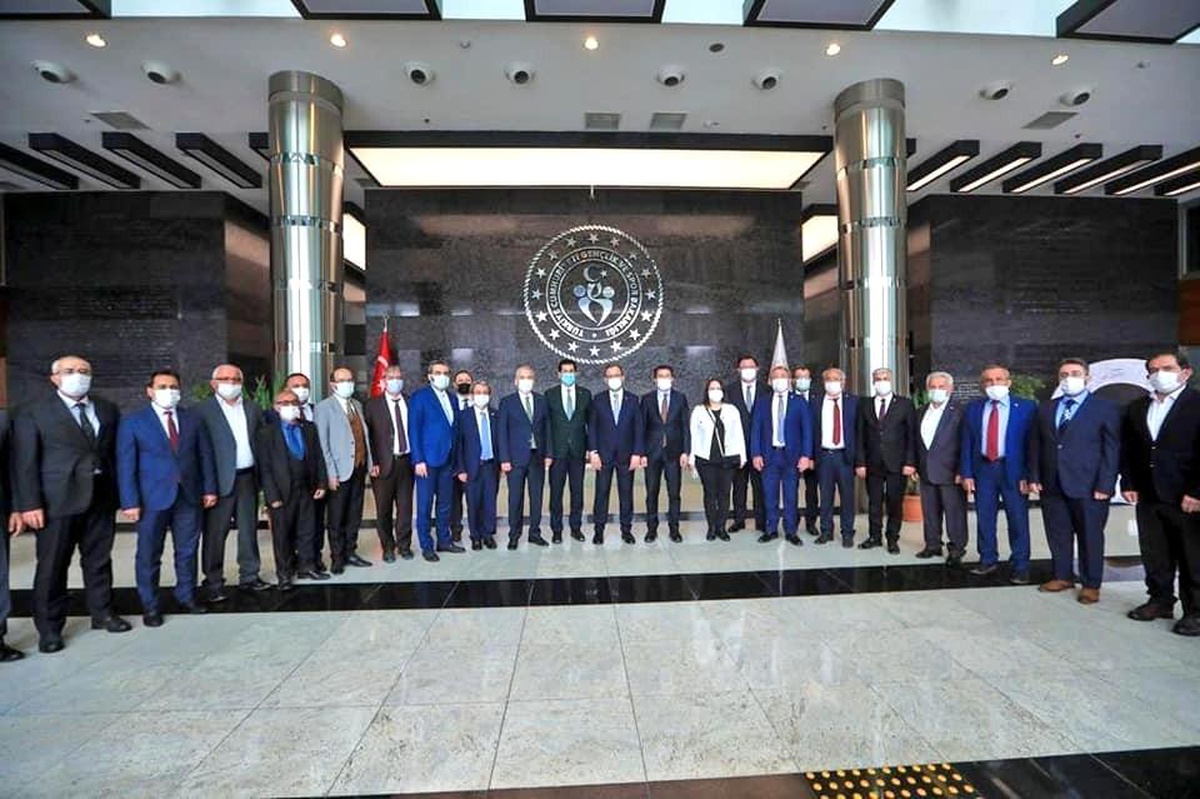 Son dakika haberi: Denizli tarihinin en büyük gençlik ve spor yatırımı için protokol imzalandı