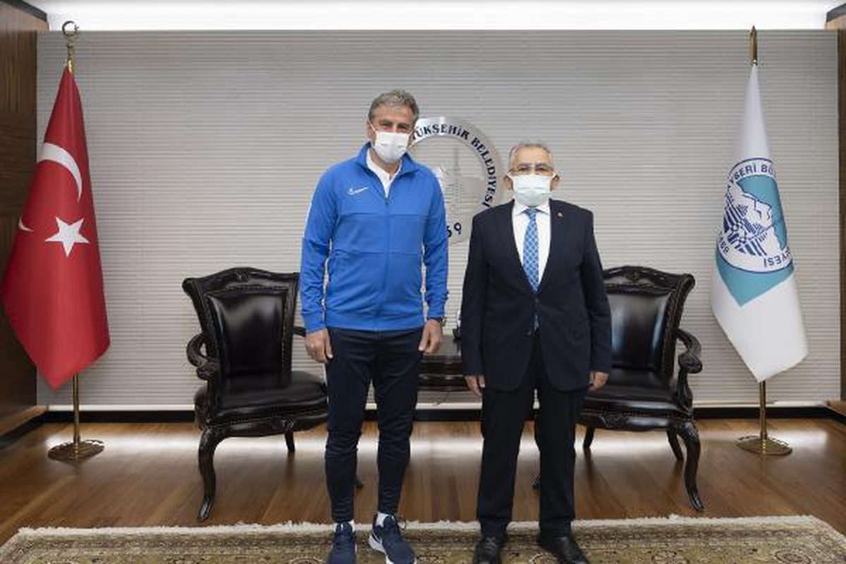 Hamza Hamzaoğlu: Kayserispor\'u çok daha iyi yerlere getirmeye çalışacağız