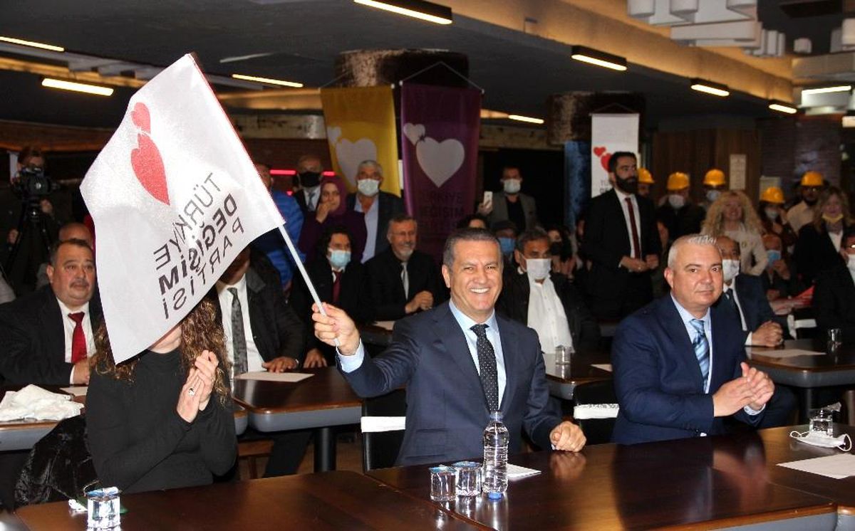 Sarıgül\'den muhalefete eleştiri