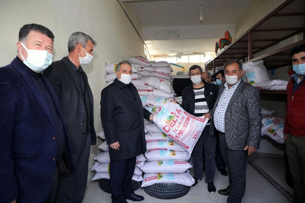 Talas Belediyesi\'nden çiftçiye tohum desteği