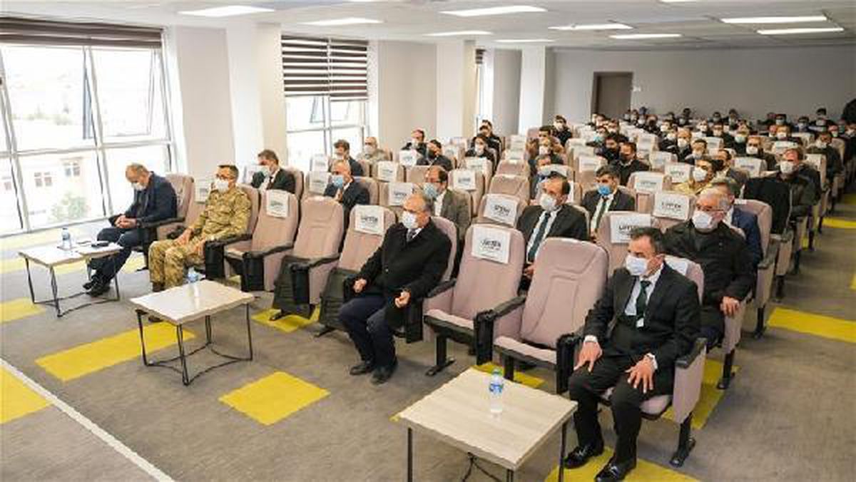 Vaka oranı en çok artan 5 ilden Erzincan\'da \'koronavirüs\' toplantısı