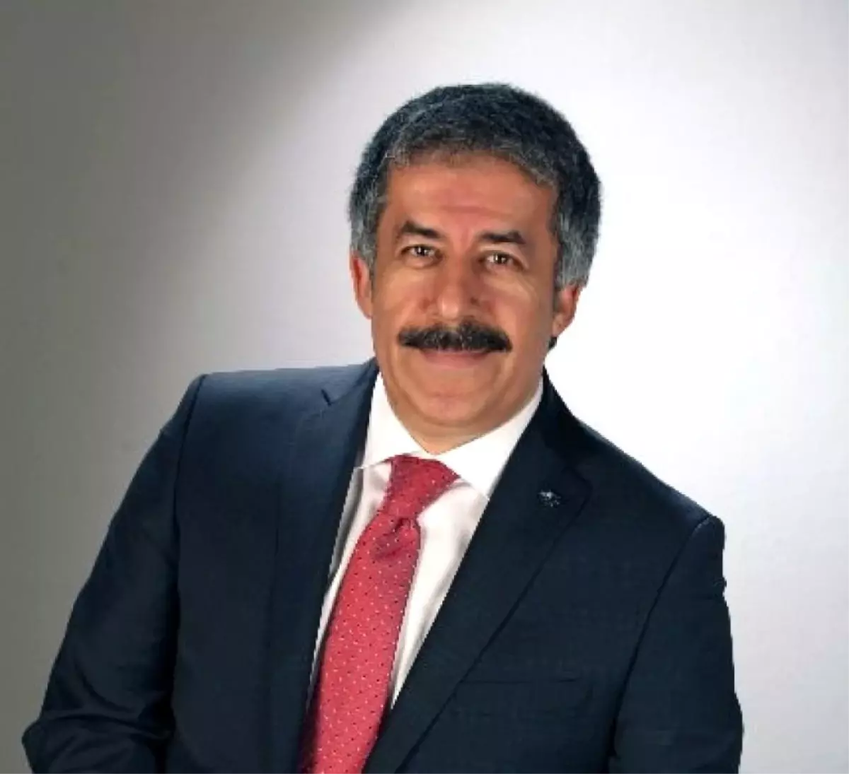 AK Parti MKYK\'nın yeni ismi Abdurrahim Fırat