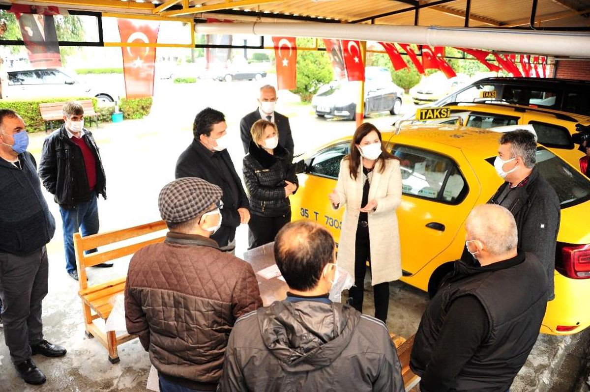 Balçova\'da taksilere virüs koruması