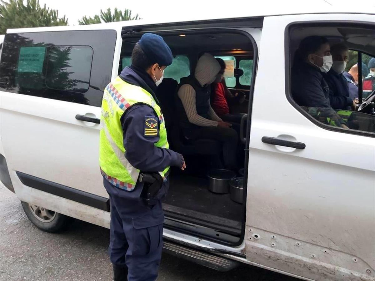 Balıkesir\'de jandarmadan huzur ve trafik uygulaması